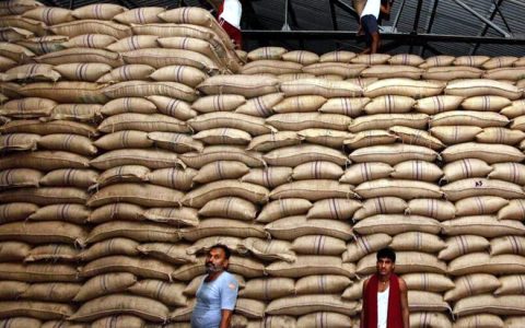 印度将继续允许糖厂出口约100万吨糖