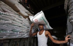 集装箱短缺船运紧张 印度1月份出口糖仅30万吨 远低上年同期