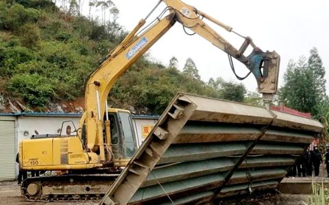 广西柳州：重拳出击，捣毁蔗区非法地磅37处！