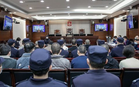 偷逃税款逾2亿元 19人团伙走私白糖案在沪宣判