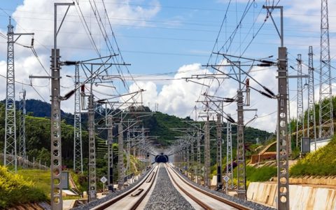 中老泛亚铁路年底通车 提升区域经济发展 云南糖厂布局老挝蔗糖产业