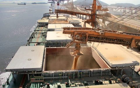 巴西：近期食糖出口势头强劲！44艘船排队等候，平均出口价格降至371美元/吨