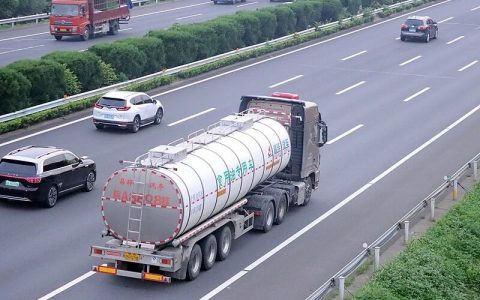 贵州发放首张重点液态食品道路散装运输许可证 包括糖浆